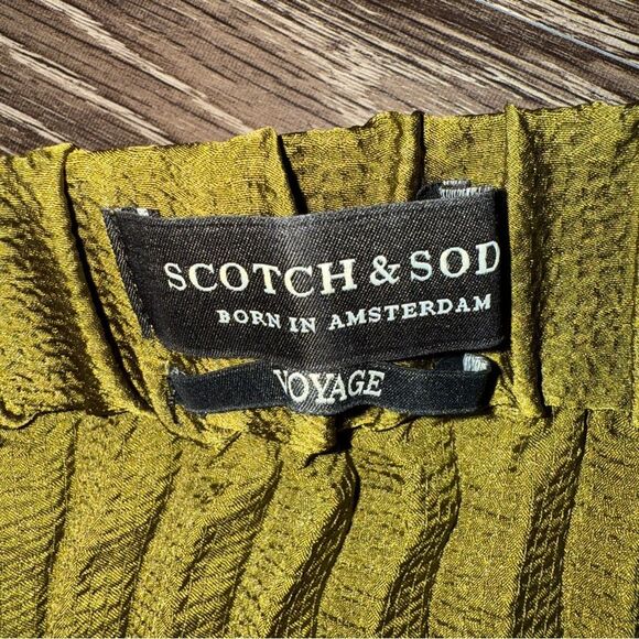 Scotch & Soda Pleated Skirt - Picture 3 of 8